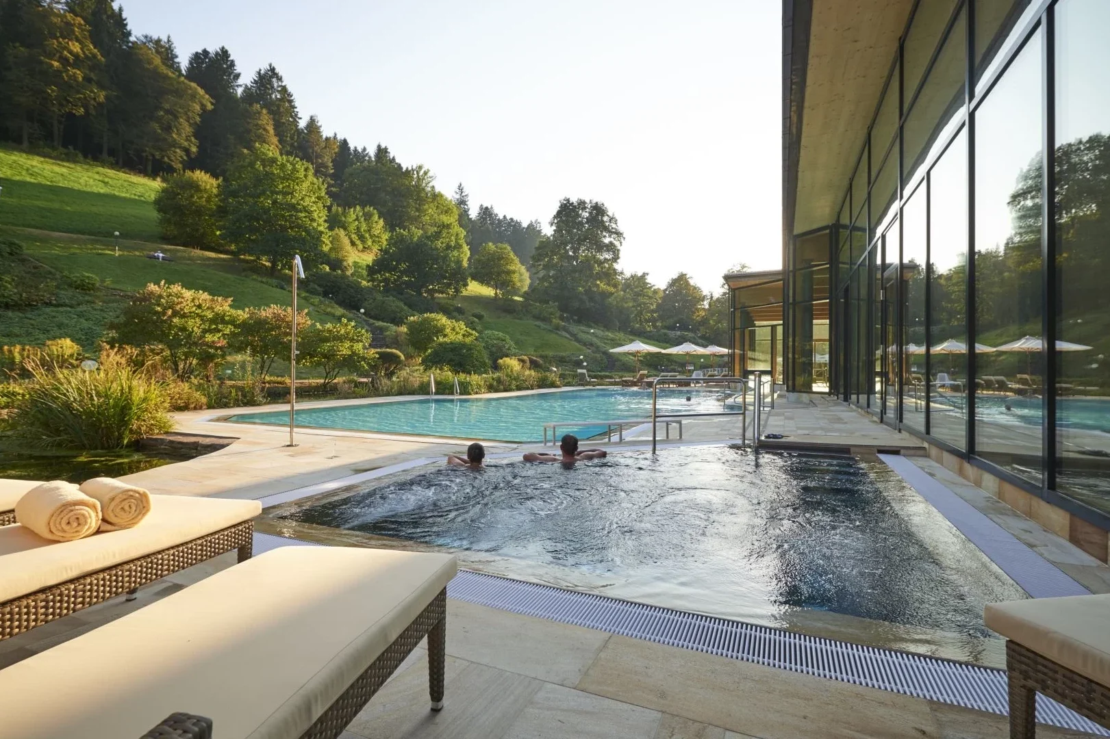 Infinity-Pool beim Mami Auszeit Day- Retreat im Achalm Hotel